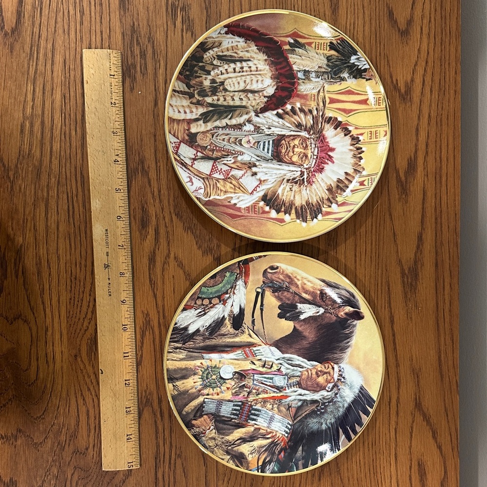The  Franklin Mint 
FINE PORCELAIN 
DECORATIVE PLATES
OUT OF BOX CONDITION